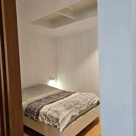 Apartment Jurija Gagarina Bezanija